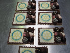 Chocolade-plateau-rotary-logo